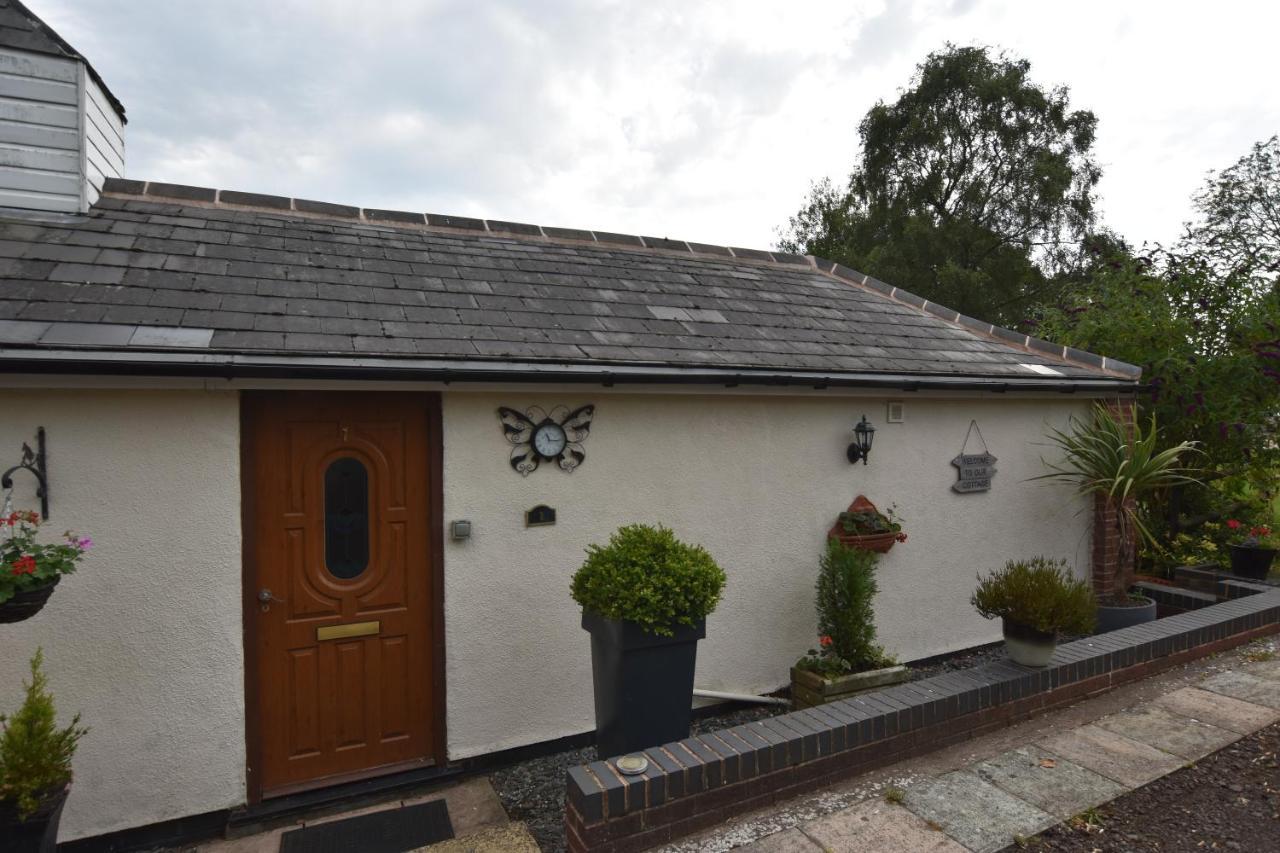 Little Rushbrook Cottages Tanworth Dış mekan fotoğraf